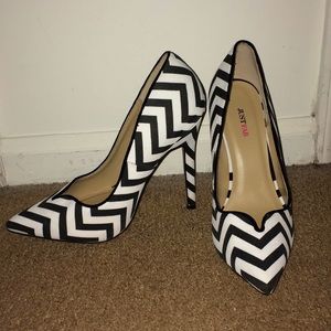 Black and White Pattern Heels